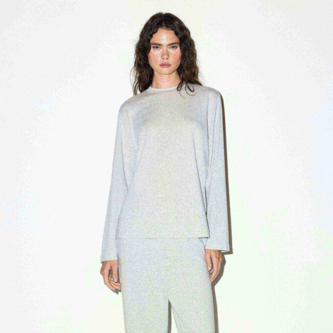 BOYFRIEND LONG SLEEVE T-SHIRT