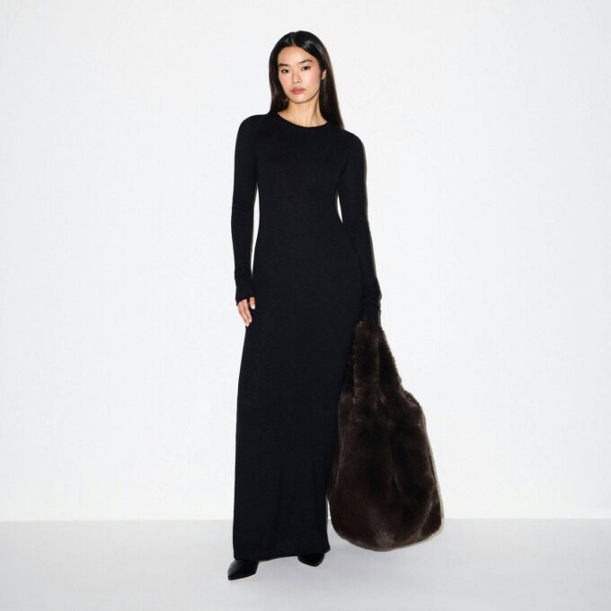 FEATHERWEIGHT CASHMERE LONG DRESS