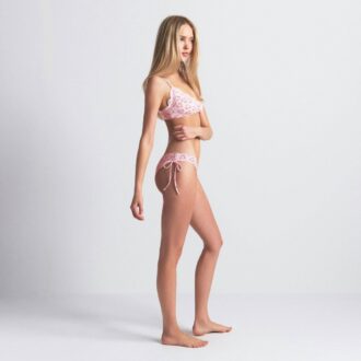 FITS EVERYBODY LACE MICRO TANGA FITS EVERYBODY LACE MICRO TANGA