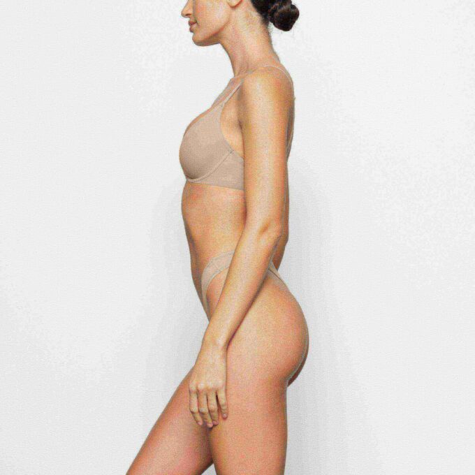 FITS EVERYBODY PLUNGE BRA