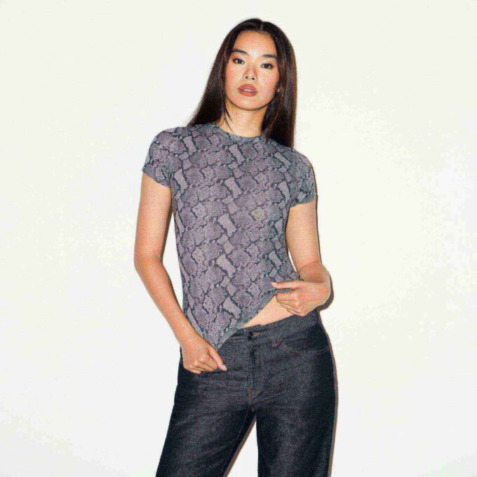 FITS EVERYBODY T-SHIRT