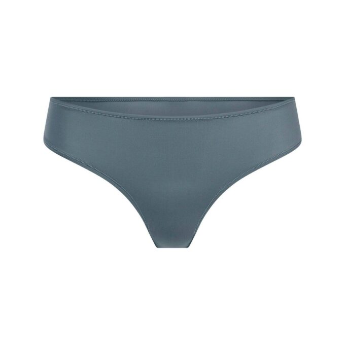 FITS EVERYBODY THONG