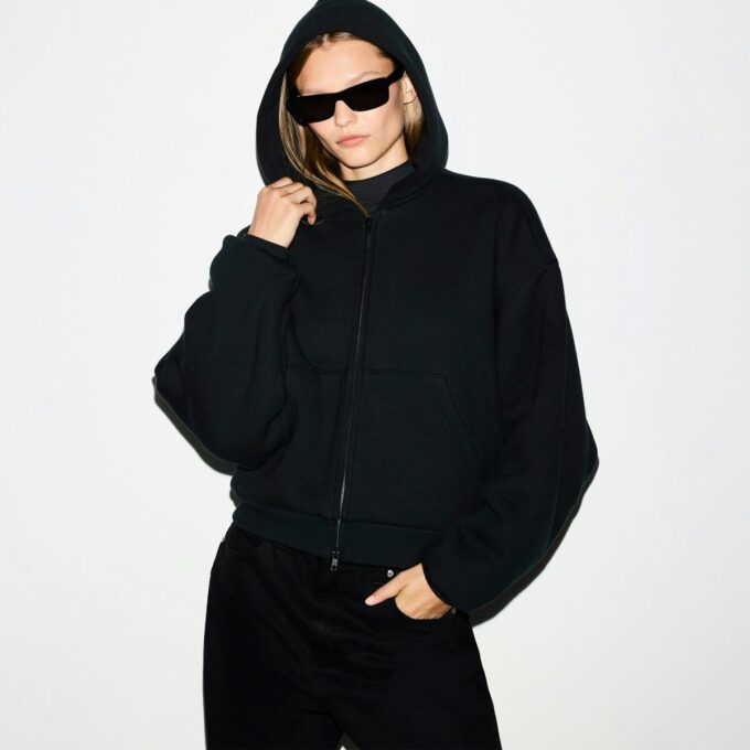 HEAVYWEIGHT FLEECE BOXY ZIP UP HOODIE