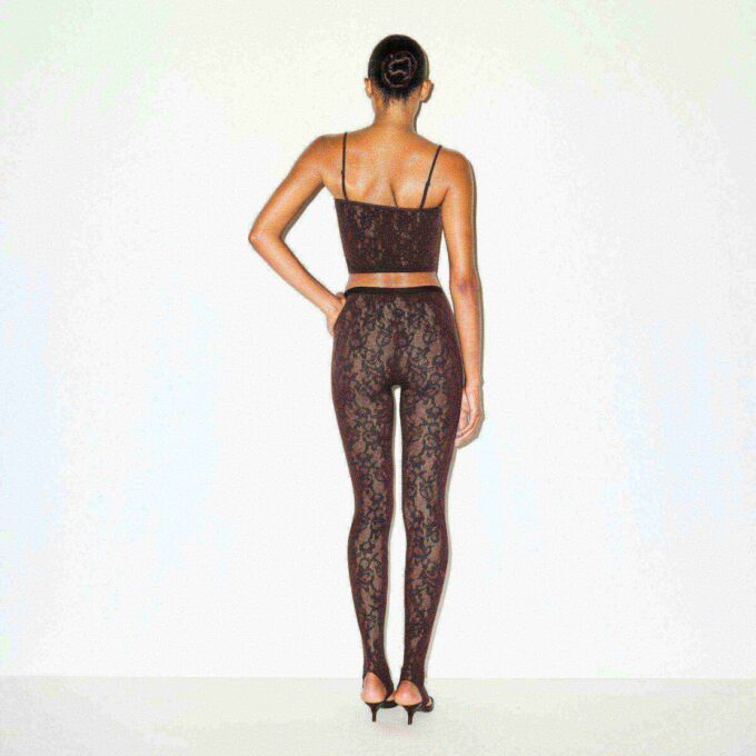 KNIT LACE CROPPED CAMI