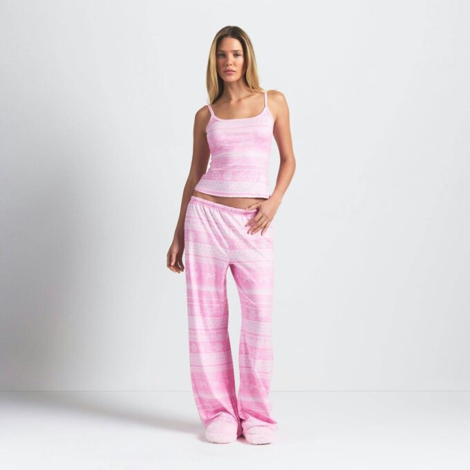 LOGO PLUSH POINTELLE CAMI