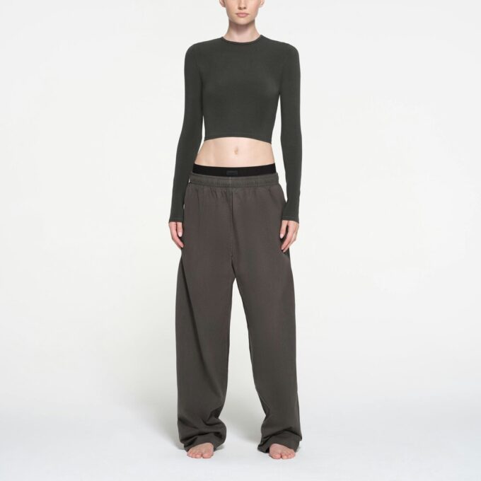 NEW VINTAGE CROPPED LONG SLEEVE T-SHIRT