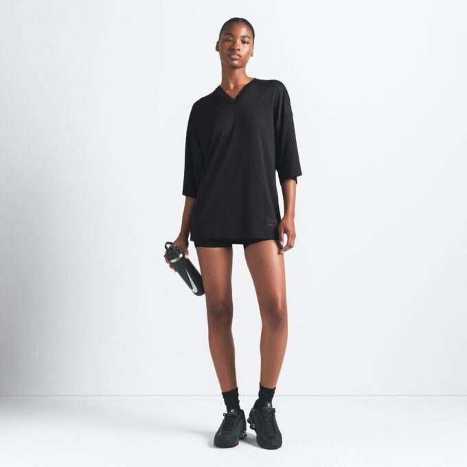 NikeSKIMS AIRY V-NECK OVERSIZED TOP