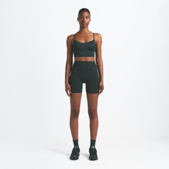 NikeSKIMS MATTE 5″ BIKER SHORT