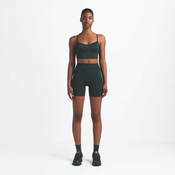 NikeSKIMS MATTE 5″ BIKER SHORT