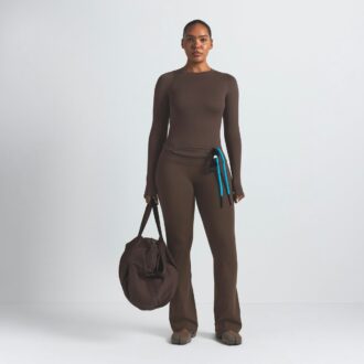 NikeSKIMS MATTE SLIM FLARE LEGGING