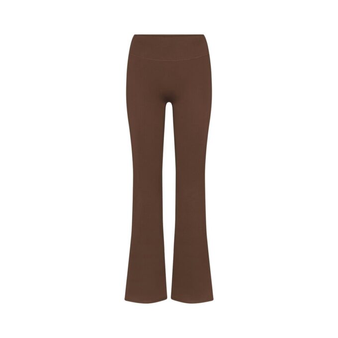 NikeSKIMS MATTE SLIM FLARE LEGGING