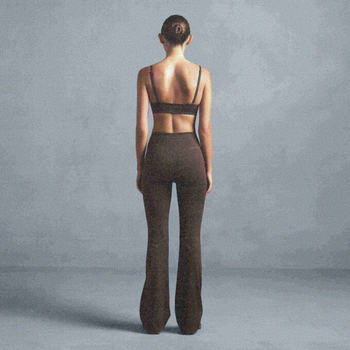 NikeSKIMS MATTE SLIM FLARE LEGGING