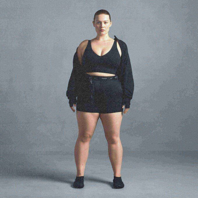 NikeSKIMS MATTE V-NECK BRA TOP