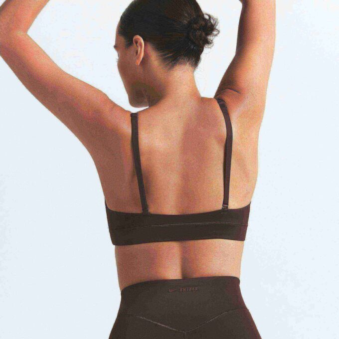 NikeSKIMS SHINE TRIANGLE BRA