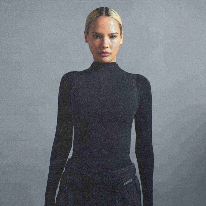 NikeSKIMS VINTAGE SEAMLESS MOCK NECK BRA TOP