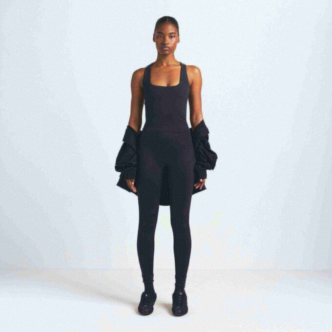 NikeSKIMS VINTAGE SEAMLESS RACER BACK TANK