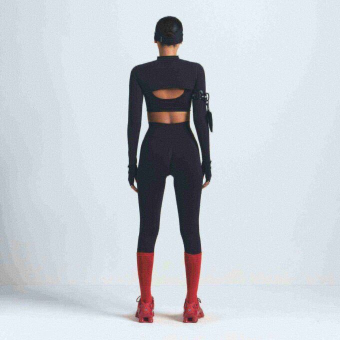 NikeSKIMS VINTAGE SEAMLESS SHRUG