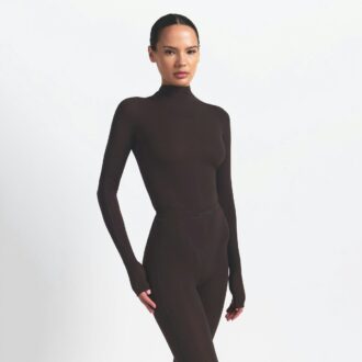 NikeSKIMS WEIGHTLESS LAYERS MOCK NECK LONG SLEEVE TOP