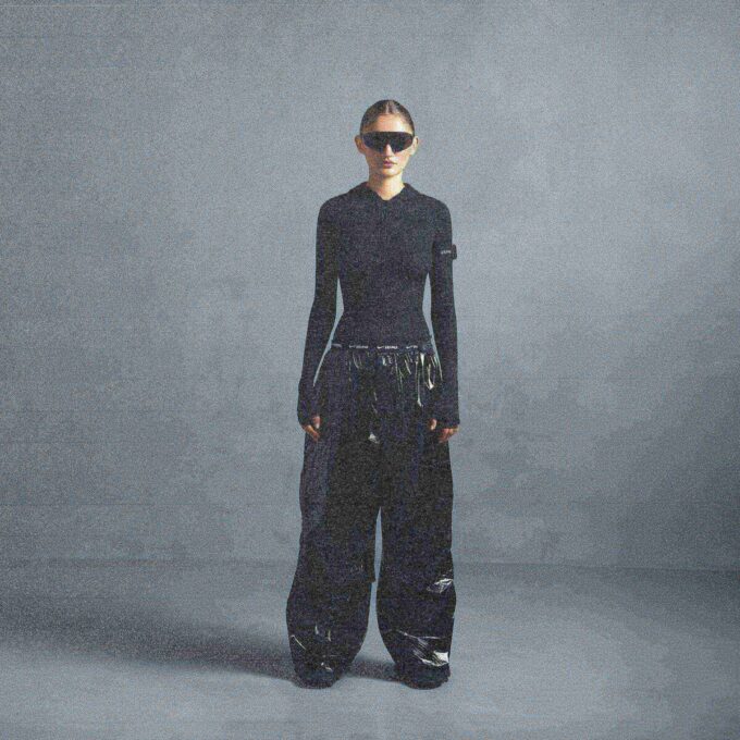 NikeSKIMS WEIGHTLESS LAYERS ZIP UP HOODIE