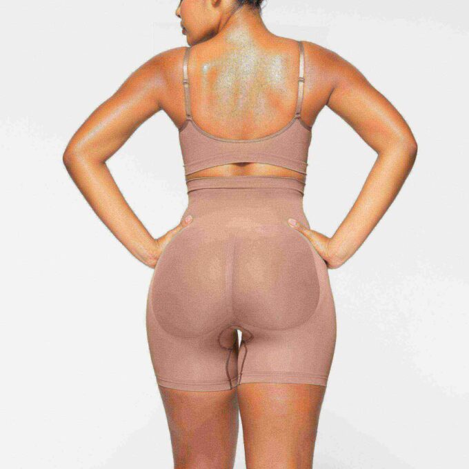 SEAMLESS SCULPT MID THIGH SHORT