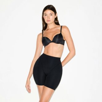 SKIMS BODY BUTT AND HIP ENHANCING MID THIGH SHORT