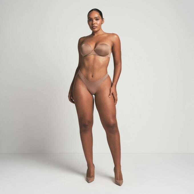 SKIMS ULTIMATE STRAPLESS PUSH-UP BRA