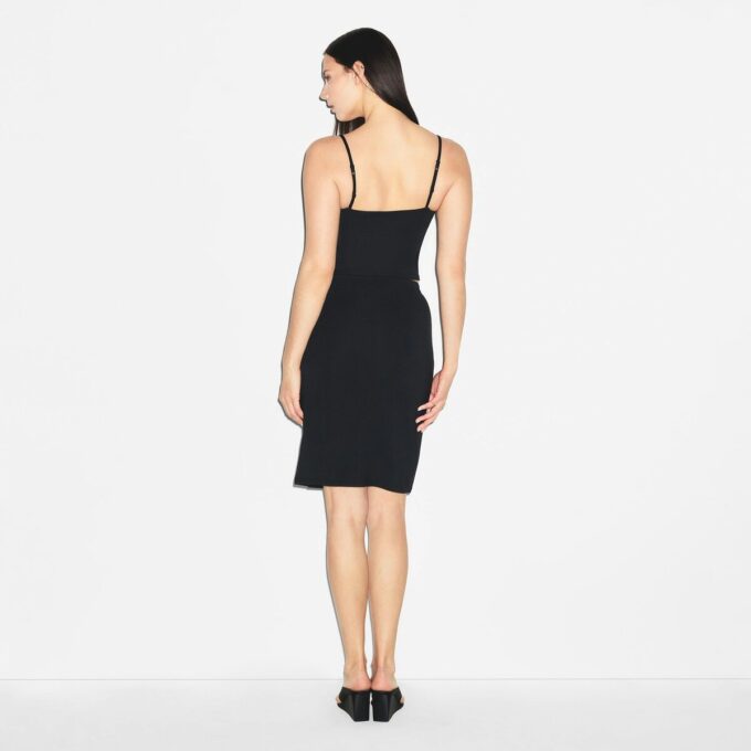 SMOOTH LAYERS SCOOP NECK CAMI