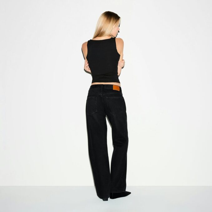 SMOOTH LAYERS SQUARE NECK TANK