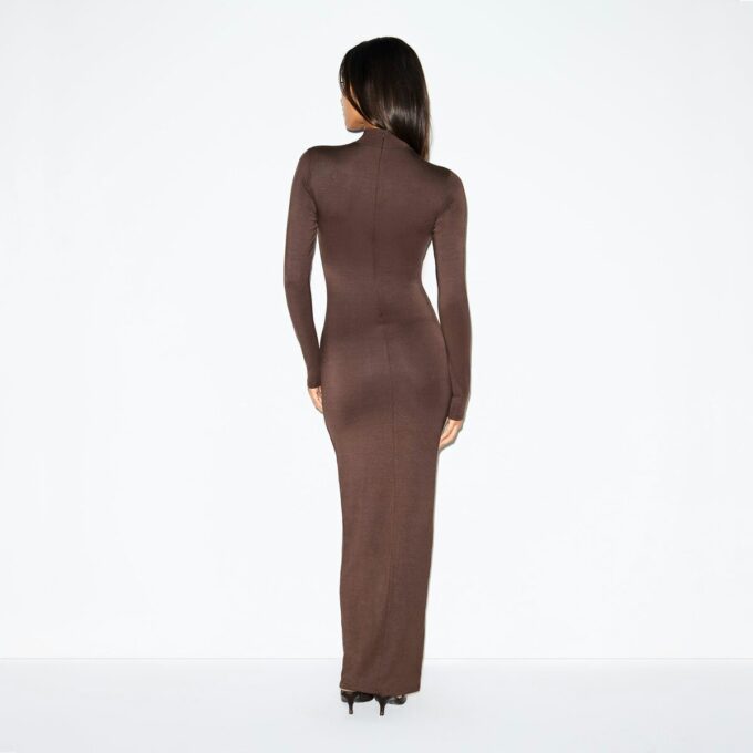 SMOOTH LAYERS TURTLENECK LONG DRESS