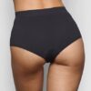 SOFT SMOOTHING SEAMLESS BOY SHORT