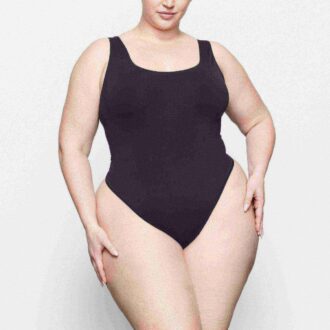 SOFT SMOOTHING SEAMLESS THONG BODYSUIT