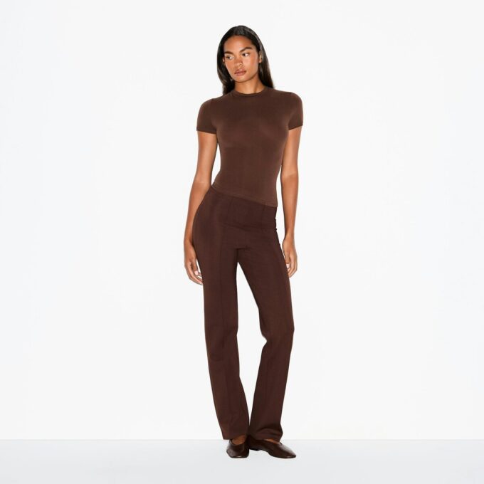 THE ESSENTIAL COLLECTION HIGH-WAISTED PINTUCK STRAIGHT LEG PANT